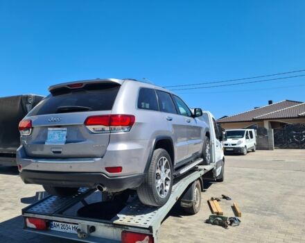 Мерседес Інша, об'ємом двигуна 0 л та пробігом 0 тис. км за 16100 $, фото 4 на Automoto.ua