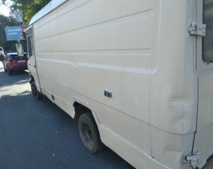 Мерседес Другая, объемом двигателя 0 л и пробегом 0 тыс. км за 1450 $, фото 2 на Automoto.ua