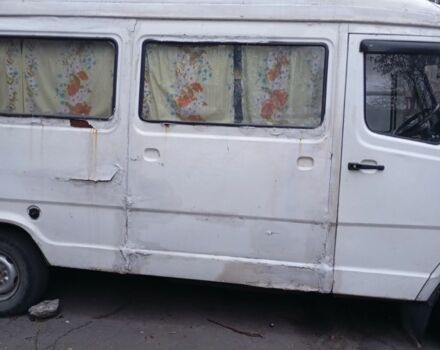 Мерседес Другая, объемом двигателя 0 л и пробегом 0 тыс. км за 2000 $, фото 2 на Automoto.ua