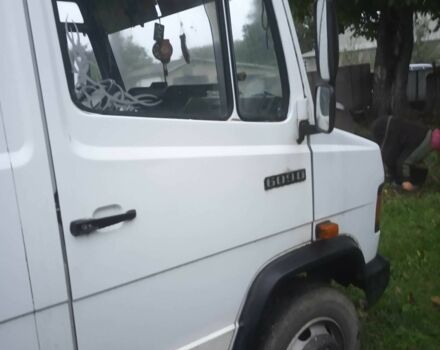 Мерседес Другая, объемом двигателя 0 л и пробегом 0 тыс. км за 5000 $, фото 1 на Automoto.ua