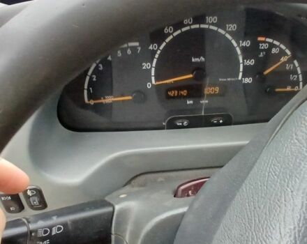 Мерседес Другая, объемом двигателя 0 л и пробегом 0 тыс. км за 5900 $, фото 3 на Automoto.ua