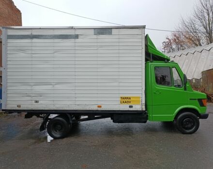 Мерседес Інша, об'ємом двигуна 2.3 л та пробігом 0 тис. км за 4300 $, фото 5 на Automoto.ua