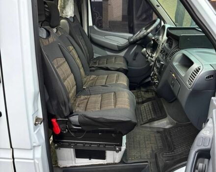 Мерседес Другая, объемом двигателя 0 л и пробегом 0 тыс. км за 5800 $, фото 9 на Automoto.ua