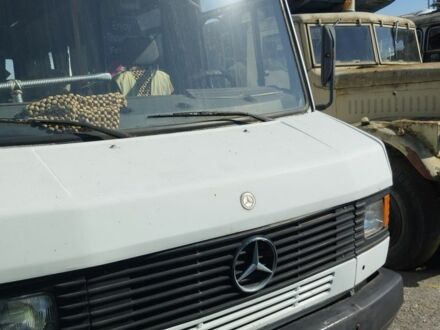 Мерседес Інша, об'ємом двигуна 0 л та пробігом 0 тис. км за 4000 $, фото 1 на Automoto.ua