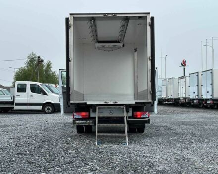 Мерседес Інша, об'ємом двигуна 4.25 л та пробігом 0 тис. км за 26900 $, фото 16 на Automoto.ua