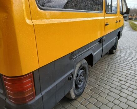 Жовтий Мерседес Інша, об'ємом двигуна 2.4 л та пробігом 333 тис. км за 5000 $, фото 20 на Automoto.ua