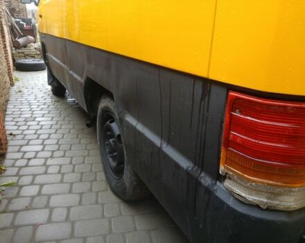 Жовтий Мерседес Інша, об'ємом двигуна 2.4 л та пробігом 333 тис. км за 5000 $, фото 21 на Automoto.ua