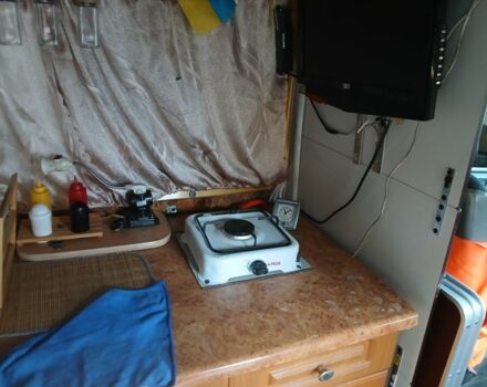 Жовтий Мерседес Інша, об'ємом двигуна 2.4 л та пробігом 333 тис. км за 5000 $, фото 12 на Automoto.ua