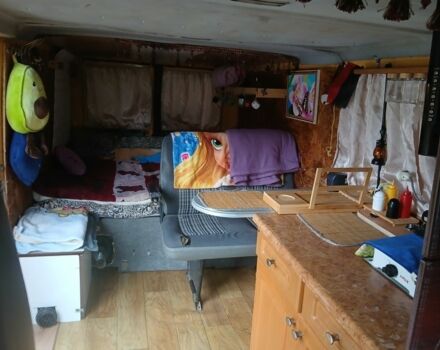 Жовтий Мерседес Інша, об'ємом двигуна 2.4 л та пробігом 333 тис. км за 5000 $, фото 6 на Automoto.ua