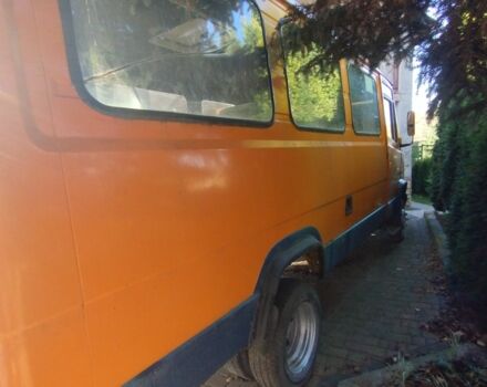 Желтый Мерседес Другая, объемом двигателя 3 л и пробегом 300 тыс. км за 1300 $, фото 2 на Automoto.ua