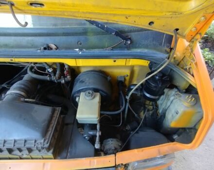 Желтый Мерседес Другая, объемом двигателя 3 л и пробегом 300 тыс. км за 1300 $, фото 5 на Automoto.ua