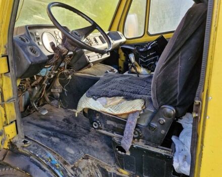 Жовтий Мерседес Інша, об'ємом двигуна 0 л та пробігом 200 тис. км за 1200 $, фото 5 на Automoto.ua