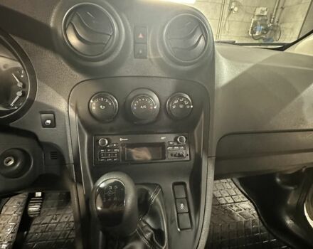 Сірий Мерседес Інша, об'ємом двигуна 1.5 л та пробігом 157 тис. км за 12999 $, фото 3 на Automoto.ua