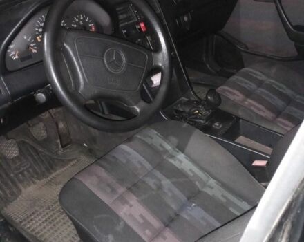 Серый Мерседес Другая, объемом двигателя 1.8 л и пробегом 333 тыс. км за 1499 $, фото 6 на Automoto.ua