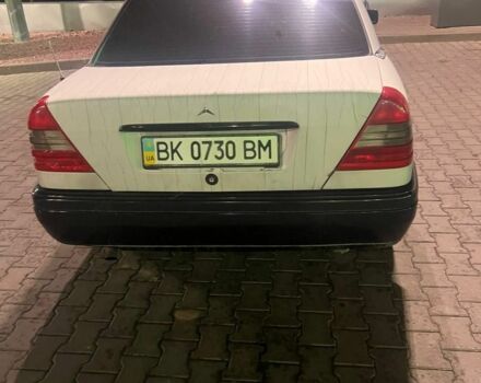 Серый Мерседес Другая, объемом двигателя 1.8 л и пробегом 333 тыс. км за 1499 $, фото 3 на Automoto.ua