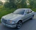 Серый Мерседес Другая, объемом двигателя 1.8 л и пробегом 370 тыс. км за 2550 $, фото 1 на Automoto.ua