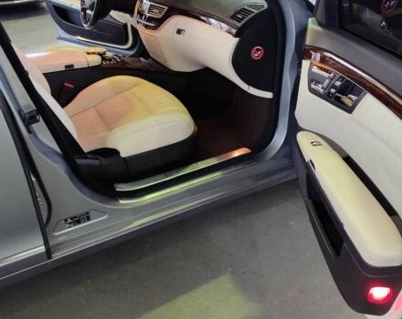 Серый Мерседес Другая, объемом двигателя 4.7 л и пробегом 445 тыс. км за 24000 $, фото 2 на Automoto.ua