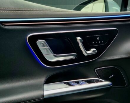 Серый Мерседес Другая, объемом двигателя 0 л и пробегом 284 тыс. км за 34999 $, фото 18 на Automoto.ua