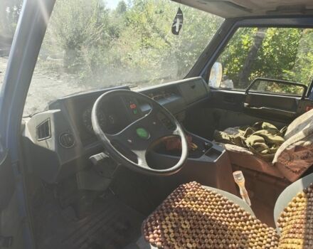 Синій Мерседес Інша, об'ємом двигуна 2.4 л та пробігом 300 тис. км за 2700 $, фото 2 на Automoto.ua