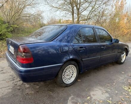 Синий Мерседес Другая, объемом двигателя 1.8 л и пробегом 234 тыс. км за 2000 $, фото 2 на Automoto.ua