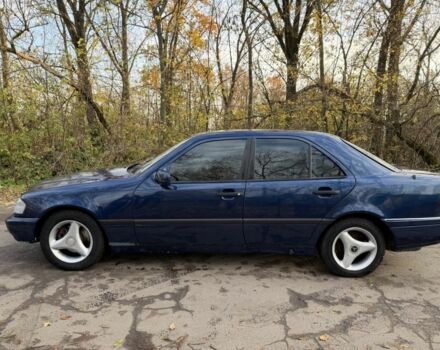 Синий Мерседес Другая, объемом двигателя 1.8 л и пробегом 234 тыс. км за 2000 $, фото 6 на Automoto.ua