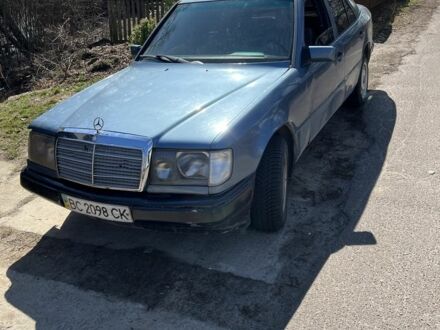Мерседес Другая 1996 в Олевске на Automoto.ua Синий Мерседес Другая, объемом двигателя 2.5 л и пробегом 300 тыс. км за 300 $, фото 1 на Automoto.ua