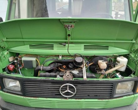 Зелений Мерседес Інша, об'ємом двигуна 2.9 л та пробігом 60 тис. км за 8500 $, фото 6 на Automoto.ua