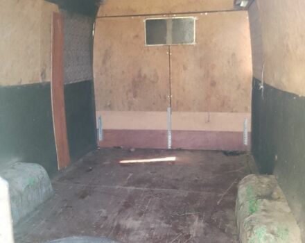 Зеленый Мерседес Другая, объемом двигателя 2.4 л и пробегом 300 тыс. км за 2500 $, фото 3 на Automoto.ua