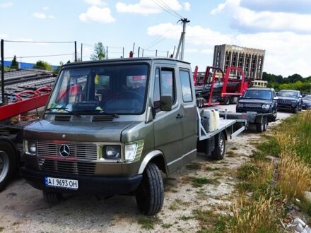 Мерседес Другая 1988 в Коростене на Automoto.ua Зеленый Мерседес Другая, объемом двигателя 2.9 л и пробегом 300 тыс. км за 7000 $, фото 1 на Automoto.ua