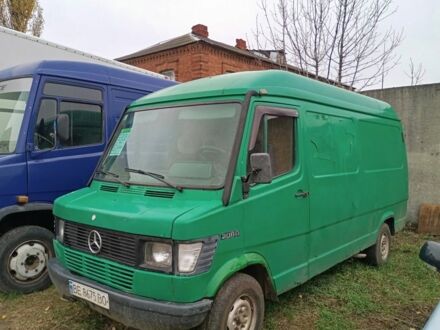 Зеленый Мерседес Другая, объемом двигателя 2.3 л и пробегом 345 тыс. км за 1600 $, фото 1 на Automoto.ua