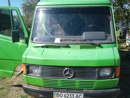 Зеленый Мерседес Другая, объемом двигателя 2.4 л и пробегом 300 тыс. км за 2500 $, фото 1 на Automoto.ua