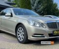 Бежевый Мерседес E 200, объемом двигателя 2.2 л и пробегом 293 тыс. км за 12900 $, фото 1 на Automoto.ua