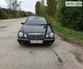 Чорний Мерседес E 200, об'ємом двигуна 2 л та пробігом 500 тис. км за 4500 $, фото 1 на Automoto.ua