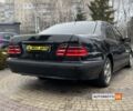 Чорний Мерседес E 200, об'ємом двигуна 2 л та пробігом 400 тис. км за 4400 $, фото 6 на Automoto.ua