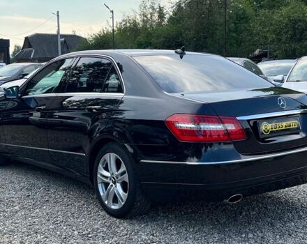 Чорний Мерседес E 200, об'ємом двигуна 1.8 л та пробігом 265 тис. км за 12599 $, фото 3 на Automoto.ua