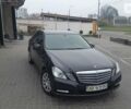 Чорний Мерседес E 200, об'ємом двигуна 1.8 л та пробігом 290 тис. км за 15000 $, фото 1 на Automoto.ua