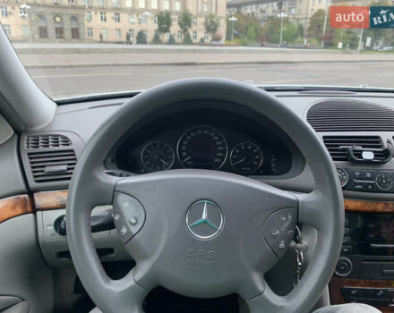 Мерседес E 200, об'ємом двигуна 1.8 л та пробігом 287 тис. км за 6600 $, фото 1 на Automoto.ua