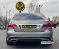 Сірий Мерседес E 200, об'ємом двигуна 2.2 л та пробігом 223 тис. км за 20600 $, фото 4 на Automoto.ua