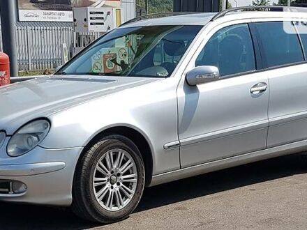 Мерседес E 200 2003 у Ужгороді на Automoto.ua Сірий Мерседес E 200, об'ємом двигуна 1.8 л та пробігом 450 тис. км за 5950 $, фото 1 на Automoto.ua