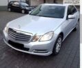 Сірий Мерседес E 200, об'ємом двигуна 0 л та пробігом 200 тис. км за 21990 $, фото 1 на Automoto.ua