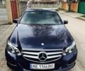Синий Мерседес E 200, объемом двигателя 2.1 л и пробегом 92 тыс. км за 27999 $, фото 1 на Automoto.ua