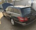 Синій Мерседес E 200, об'ємом двигуна 2.2 л та пробігом 300 тис. км за 8800 $, фото 1 на Automoto.ua