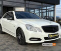 Білий Мерседес E 220, об'ємом двигуна 2.2 л та пробігом 261 тис. км за 13200 $, фото 1 на Automoto.ua