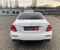 Білий Мерседес E 220, об'ємом двигуна 2 л та пробігом 35 тис. км за 45490 $, фото 4 на Automoto.ua