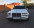 Білий Мерседес E 220, об'ємом двигуна 2.2 л та пробігом 5 тис. км за 2900 $, фото 1 на Automoto.ua