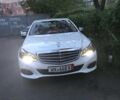 Білий Мерседес E 220, об'ємом двигуна 2.2 л та пробігом 175 тис. км за 30000 $, фото 1 на Automoto.ua