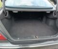 Черный Мерседес E 220, объемом двигателя 2.1 л и пробегом 321 тыс. км за 8500 $, фото 2 на Automoto.ua