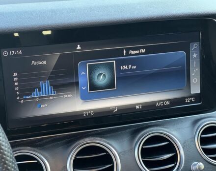 Черный Мерседес E 220, объемом двигателя 2 л и пробегом 81 тыс. км за 31990 $, фото 16 на Automoto.ua