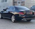 Чорний Мерседес E 220, об'ємом двигуна 2 л та пробігом 81 тис. км за 31990 $, фото 6 на Automoto.ua