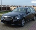 Чорний Мерседес E 220, об'ємом двигуна 2.2 л та пробігом 57 тис. км за 31900 $, фото 1 на Automoto.ua